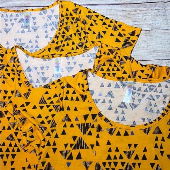 NWT Lularoe XS Classic T Bundle - Picture 2 of 4